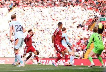 Liverpool vs Brentford (22:00 – 24/05)
